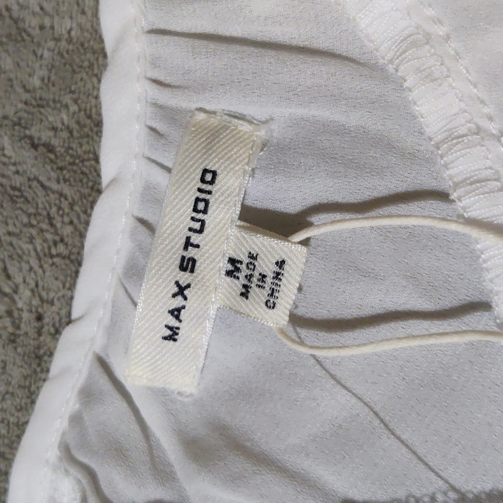 NWT Max Studio Ruffle Tie Neck Blouse - Picture 4 of 5